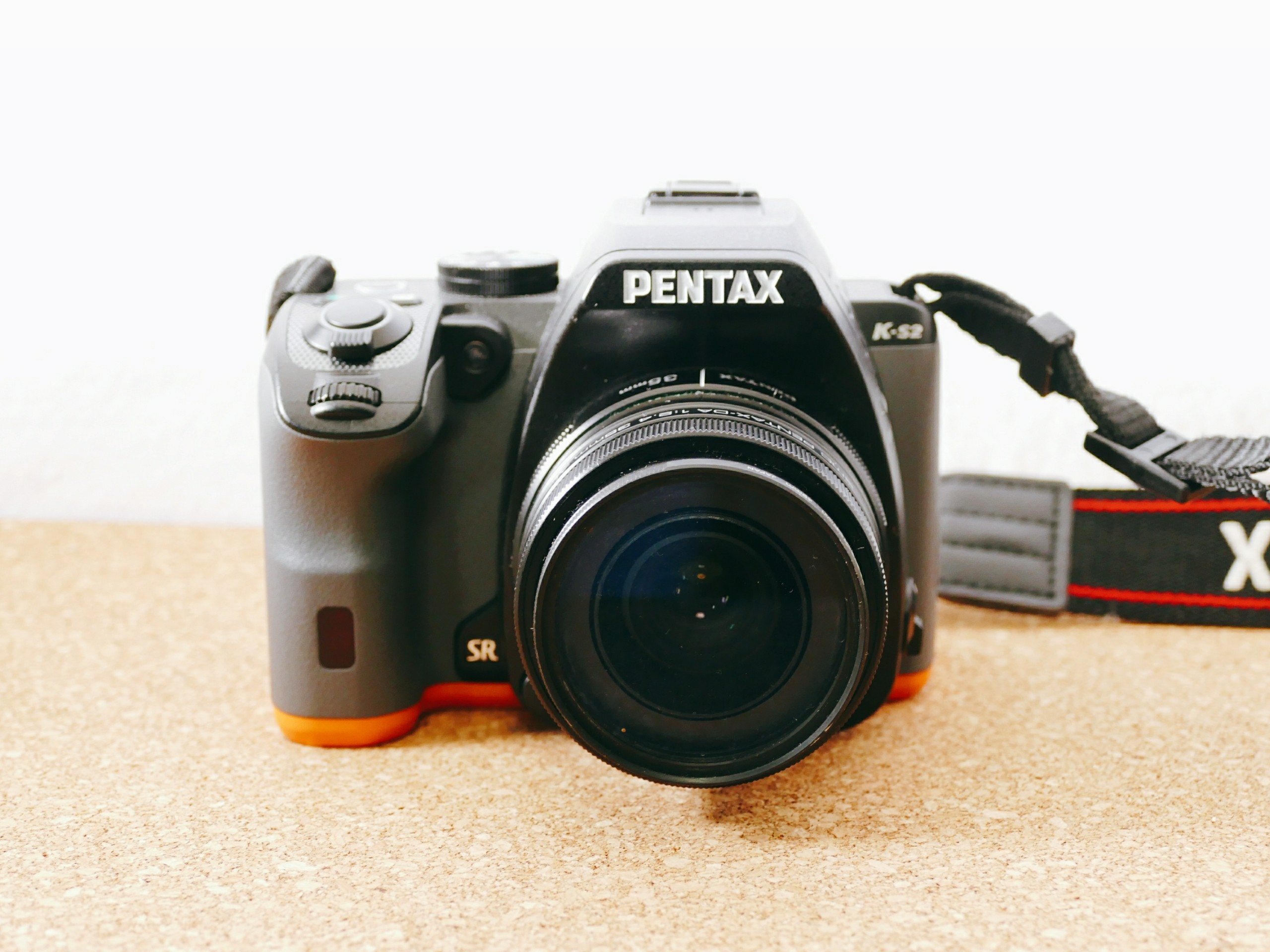 人・物取りに最適！”Pentax DA35mmF2.4” 単焦点レンズのレビュー/作例